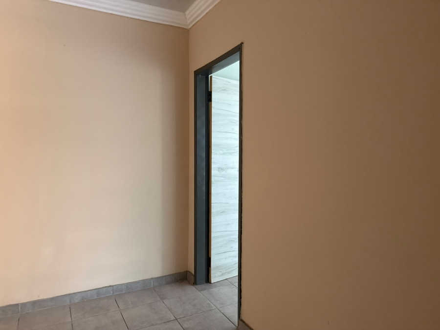 5 Bedroom Property for Sale in Waterkloof North West